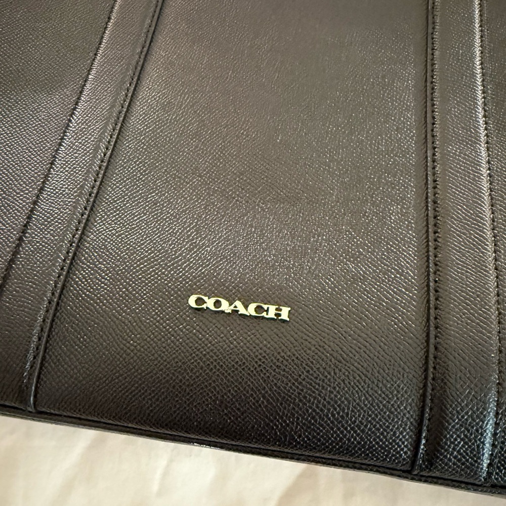 LIKE NEW Coach Briefcase - Picture 5 of 12